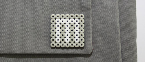 Gross_graurotweiss_M_slider